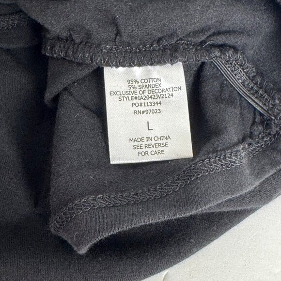 Rebellious One NEW Juniors Large Black T Shirt Red Bows Casual Comfy Fun - Picture 6 of 9